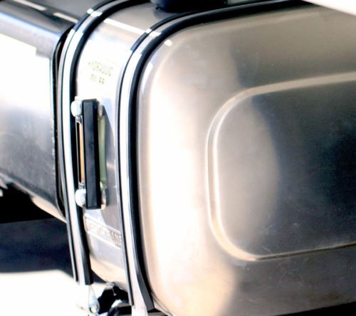 hydraulic oil tank